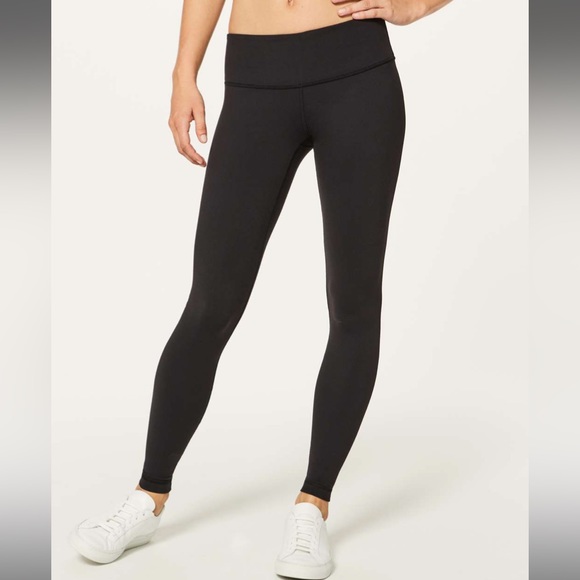 Lululemon Wunder Under Low-Rise Tight *Full-On Luon 28"
Black - Picture 1 of 5